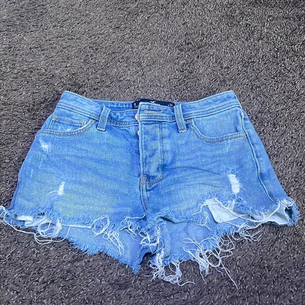 Hollister high rise mom Jean shorts